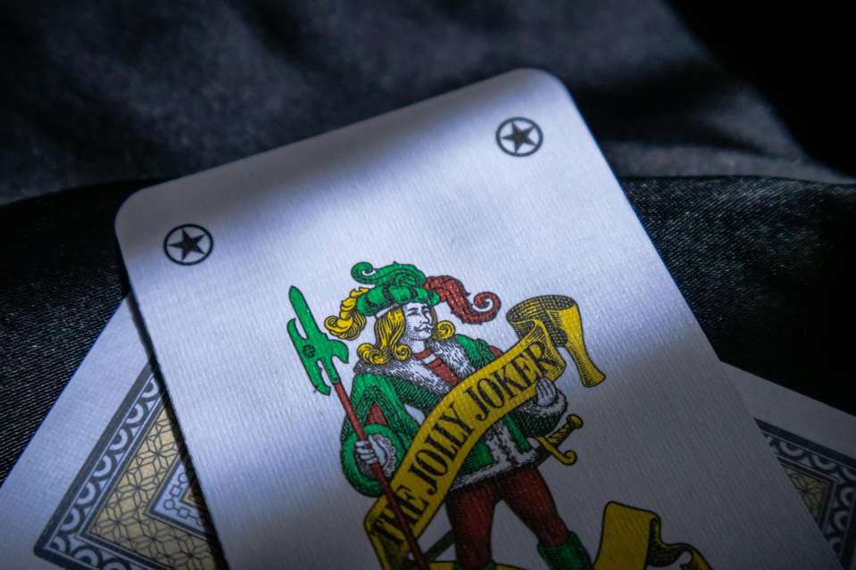 Template for Contacting Dazard Casino Support