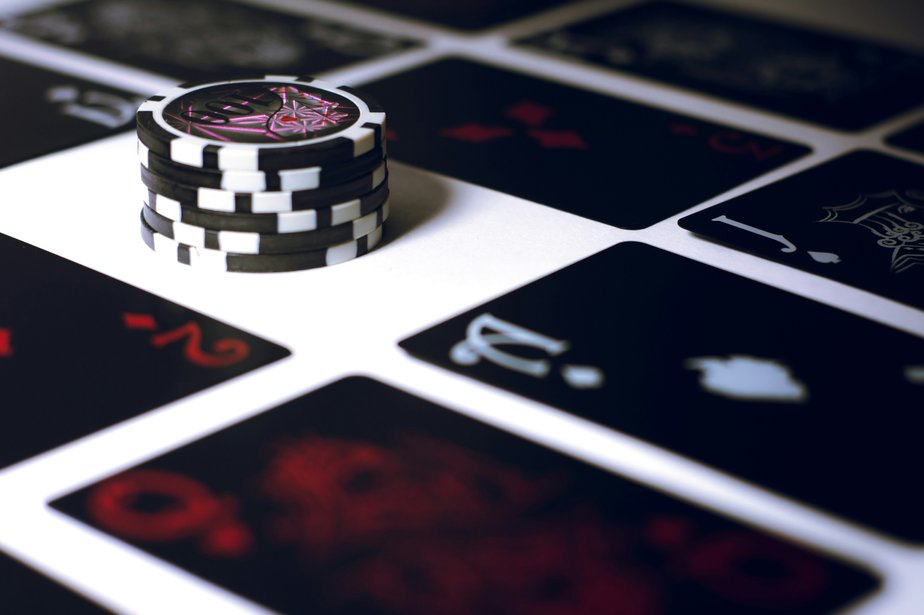Why Online Casinos Require Account Verification: Protecting You and the Industry